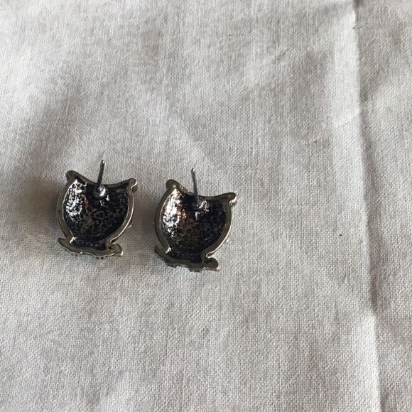 $12 ea or 3/$25. Silvertone Owl Ear & Necklace Set - Picture 7 of 10